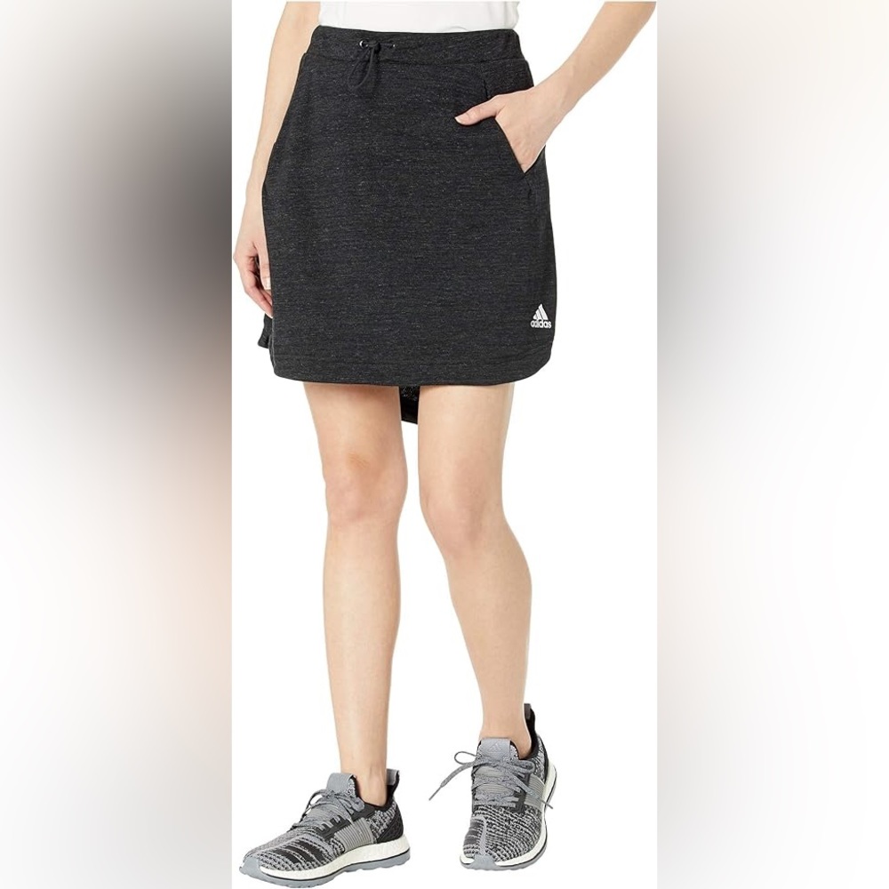 ADIDAS - Women’s Sports to Streets Skirt in XS